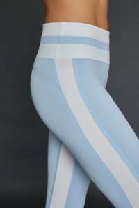 vleg002-celeste-blue-ivory_045.png