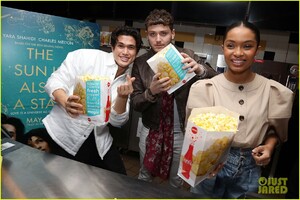 yara-shahidi-charles-melton-sun-fan-screening-nyc-23.JPG