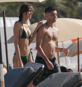 yasmin-wijnaldum-in-a-green-bikini-at-the-beach-in-miami-beach-05-11-2019-0.jpg