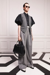 00002-MICHAEL-KORS-resort-20.thumb.jpg.f37c9ca5d6e46174f73dea9c5d11b4a8.jpg
