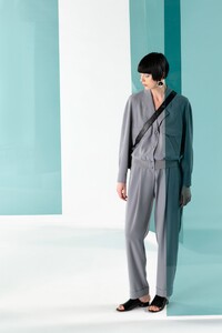 00005-Emporio-Armani-Resort-2020.thumb.jpg.0d53f6b30ac93e92b04741f3ba5300f8.jpg