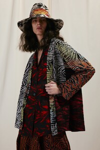 00005-Missoni-Resort-SS20.thumb.jpg.9da7b7c9907080519a8a6f82438c2341.jpg