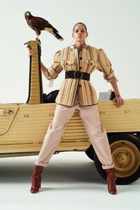 00006-ETRO-Resort-20-credit-Mel-Bles.thumb.jpg.68765d322ac124ffe4fbe6a93944d148.jpg