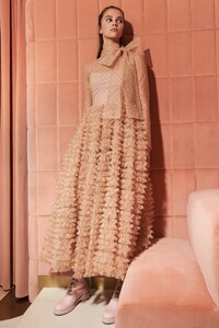 00006-red-valentino-resort-20.thumb.jpg.9026858673bce97f169dde6e2428bcf0.jpg