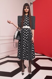 00009-MICHAEL-KORS-resort-20.thumb.jpg.07d6db124740db3429c7759e8bbaf5bb.jpg