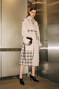 00010-proenza-schouler-resort-20-credit-Pierre-Ange-Carlotti.thumb.jpg.8d175e9c86e3d3b53375418c77a4ec71.jpg