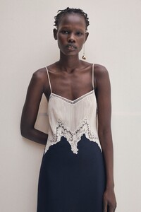 00011-gabriela-hearst-resort-20.thumb.jpg.fffecf0672ca00022e600bba3b3bf662.jpg