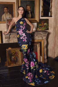 00012-marchesa-resort-20.thumb.jpg.a345d71efb7a18b2bec4ffe972f1ece6.jpg