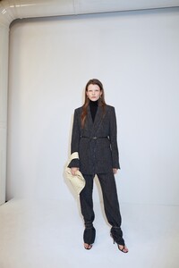 00013-BOTTEGA-VENETA-RESORT-20.thumb.jpg.c914a65cc8eb01e536dd7ee3704a6bd1.jpg