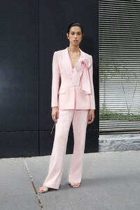00013-prabal-gurung-resort-20-credit-Jin-and-Dana.thumb.jpg.b082929cd0bb395ba056619caca596d4.jpg