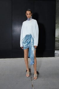 00014-prabal-gurung-resort-20-credit-Jin-and-Dana.thumb.jpg.06c4e898e458f3195dadd74fba628d09.jpg