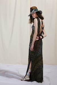 00016-Missoni-Resort-SS20.thumb.jpg.5a2e8ff5aa64d701cab5ff0542b326d7.jpg