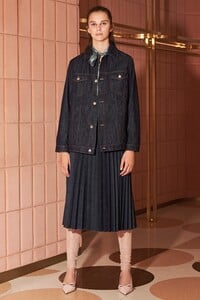 00016-red-valentino-resort-20.thumb.jpg.5a843e957ccf73a21aeb730c66a8c03f.jpg