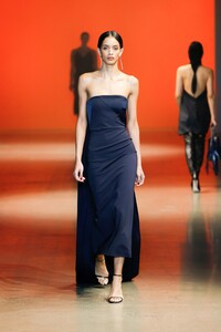 00017-CUSHNIE-FALL-2019-READY-TO-WEAR.thumb.jpg.0a26849b664ed77375d2dd55e925989f.jpg