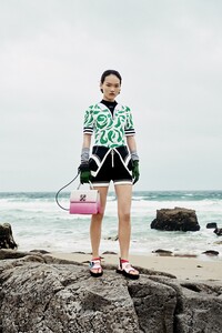 00019-Off-White-Resort-2020-credit-Brett-Lloyd.thumb.jpg.2ce8a917ba485f5e8aeb29af6c40a490.jpg
