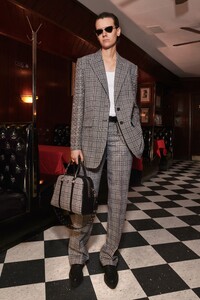 00022-MICHAEL-KORS-resort-20.thumb.jpg.60c19f5f69f16dac2e5bb00b44157fe0.jpg