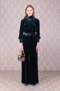 00022-kate-spade-resort-20.thumb.jpg.023e89bf1097fedd96a964ea21cf337a.jpg
