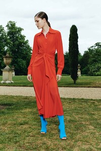 00024-Victoria-Beckham-Resort-20.thumb.jpg.e32168b37d44544c3942ad45ae388328.jpg