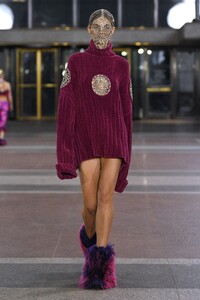 00028-AREA-2019-READY-TO-WEAR.thumb.JPG.f8c3206e56a8c1308673b81408a57465.JPG