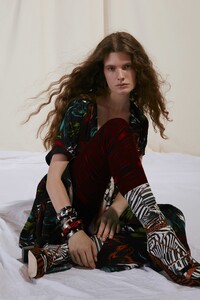 00028-Missoni-Resort-SS20.thumb.jpg.277eec03f5dfa6ee0c8becccda014ea9.jpg