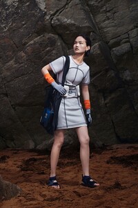 00028-Off-White-Resort-2020-credit-Brett-Lloyd.thumb.jpg.8ebc5dce27257282f82a71b28fb587e5.jpg