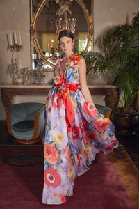 00028-marchesa-resort-20.thumb.jpg.7ec75175a1005a7bd64b3332f1c105aa.jpg