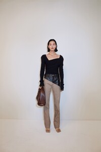 00029-BOTTEGA-VENETA-RESORT-20.thumb.jpg.6b1cbcb409365cc93c6a64b7f6fbb5b9.jpg