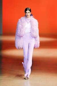 00029-CUSHNIE-FALL-2019-READY-TO-WEAR.thumb.jpg.47aaaf1a53d3120e3c4aae9dd6d1463f.jpg