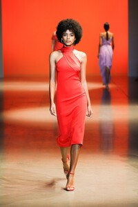 00033-CUSHNIE-FALL-2019-READY-TO-WEAR.thumb.jpg.d394810a47891c9880ba123f74389454.jpg