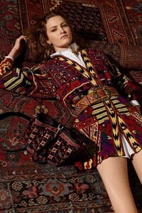 00034-ETRO-Resort-20-credit-Mel-Bles.thumb.jpg.e2fe1cece7f2d4819c5fa12148038a81.jpg