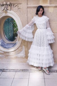 00034-Giambattista-Valli-Resort-2020.thumb.jpg.bd86809cdc392e7af266cac6facbe3c2.jpg