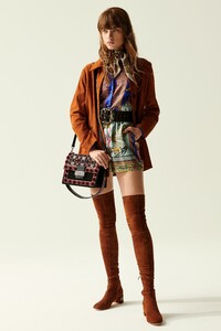 00036-ETRO-Resort-20-credit-Mel-Bles.thumb.jpg.b313dbd082145e5a8623ffb2811de4ef.jpg