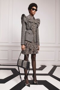 00043-MICHAEL-KORS-resort-20.thumb.jpg.d6ad5e8fac91cdda6982207eed9c91e1.jpg