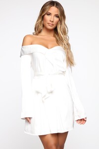 04-22-19_Studio_3_MA_08-58-56_11_79002_OffWhite_0690_WG.jpg