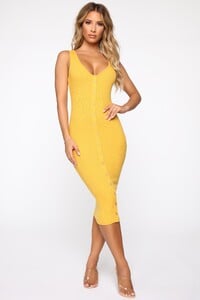 05-13-19_Studio_3_OD_10-08-45_59__RD34757_Mustard_1068_JK.jpg