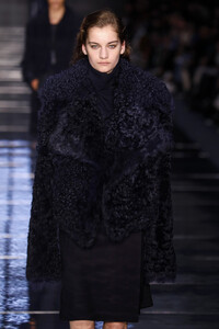 1005586766_BOSSWomenswearMenswearRunwayFebruary2019M4x1_SX0tQix.thumb.jpg.6ab2ecad945072564f5e48e4e2e8d204.jpg