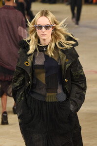 1085036548_Coach1941RunwayFebruary2019NewYorkFashionPQNmWo--Epkx.thumb.jpg.e775d54eebe97ad23a1a8b48574d768f.jpg