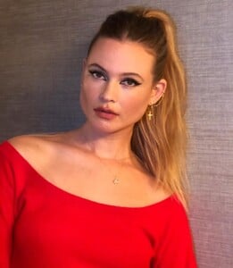 Teddi Cranford on Instagram_ _Behati_s _casual_ mo(JPG).jpg