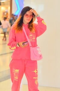         tho140619BZNimage8.jpg