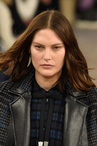 1216771504_Coach1941RunwayFebruary2019NewYorkFashionoZasBu8eqY3x.thumb.jpg.1a884e6e5779837d2718bab1c5ac505d.jpg