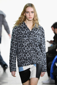 1236136240_CalvinLuoRunwayFebruary2019NewYorkFashionstboBucB-Okx.thumb.jpg.18f838d63da8ce2d4bb33c88c58bc8b8.jpg