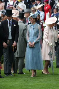        kat180619BZNimage122.jpg