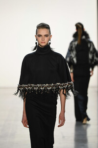 1253483545_BadgleyMischkaRunwayFebruary2019NewYorkcK04dTM8lJpx.thumb.jpg.700c5c534456975a8663aa98a0aa1b1f.jpg