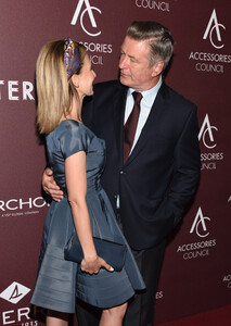 Hilaria+Baldwin+23rd+Annual+ACE+Awards+0Ov3Z7tIfipx.jpg