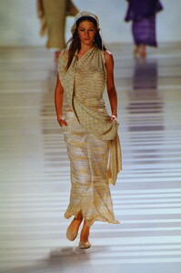 1340123480_missoni-ss-1999(5).thumb.jpg.4f7d14e88d02ec323f7e66b1374648c3.jpg