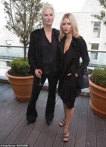 14519532-7117921-Family_The_former_Made_In_Chelsea_star_was_joined_at_the_event_b-m-166_1559950366923.jpg