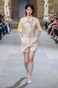 1475770737_Ferragamo006.thumb.jpg.5dbca1640c50b8944fd3b5ce45b9dbf6.jpg