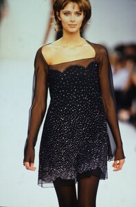 1495636837_bill-blass-fw-1994-heather(4).thumb.jpg.3ab8243e7b7ac3eb0c370dde6ada6a97.jpg