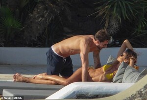 15239686-7180223-Smitten_She_s_been_engaged_to_the_footballer_for_just_under_a_ye-a-32_1561497538300.jpg