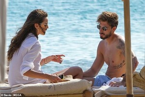 15289256-7184689-Having_fun_They_returned_to_Greece_nearly_one_year_on_from_his_r-a-2_1561578725211.jpg